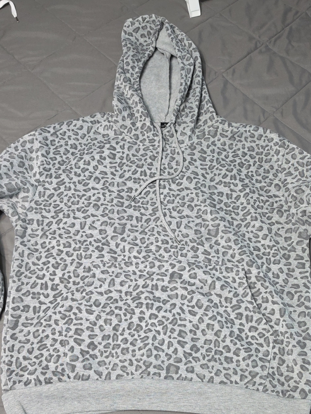 Womens Gray Leopard Print Hooded Sweatshirt